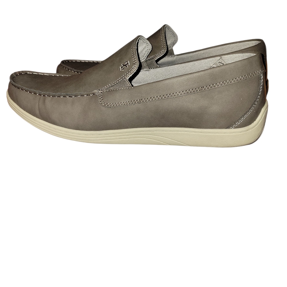 Izod Men's Taupe Seapoint Loafers SZ 12